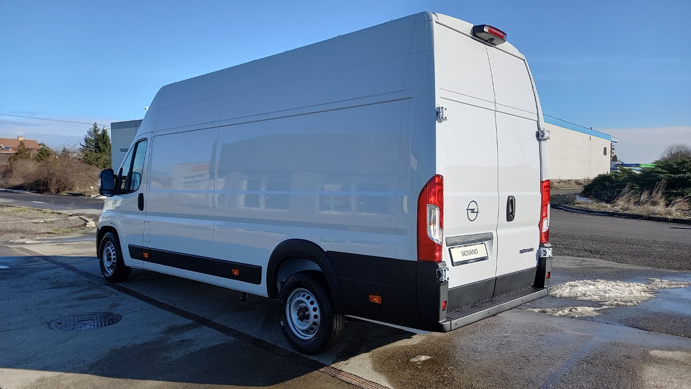 Opel Movano