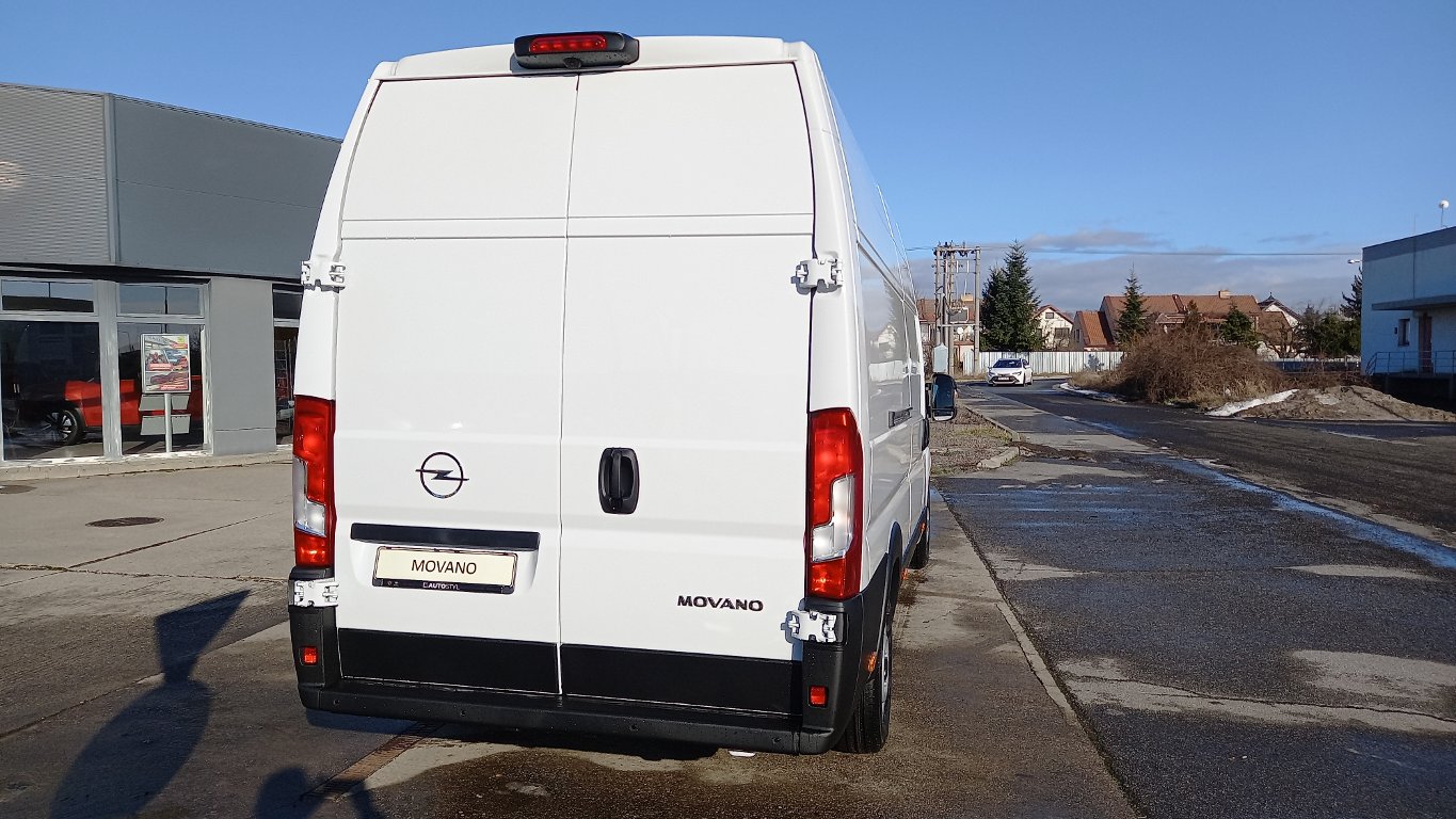 Opel Movano