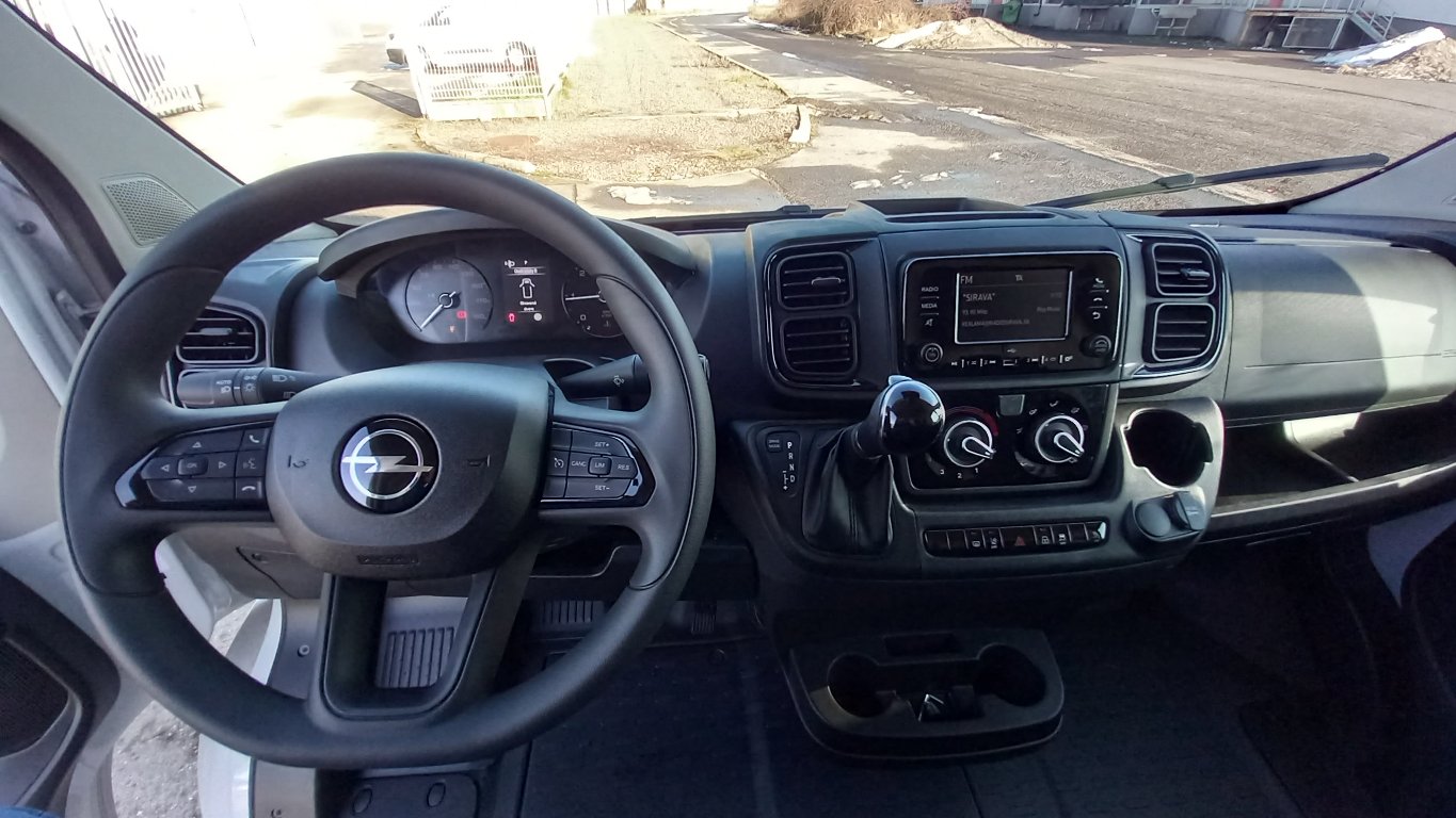 Opel Movano